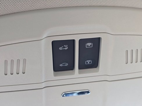 Used 2019 Buick Envision Essence image 37