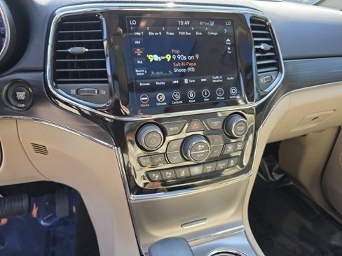 Used 2021 Jeep Grand Cherokee Limited w/ Luxury Group II image 40