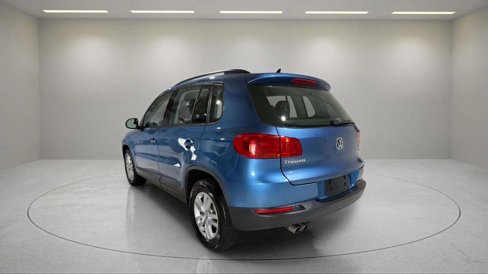 Used 2017 Volkswagen Tiguan S image 14