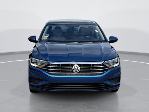 Used 2019 Volkswagen Jetta SE w/ Cold Weather Package image 8