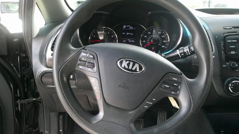 Used 2018 Kia Forte LX image 14