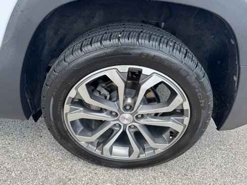 Used 2021 GMC Terrain SLT image 27