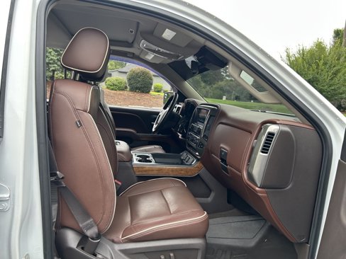 Used 2018 Chevrolet Silverado 1500 High Country image 45