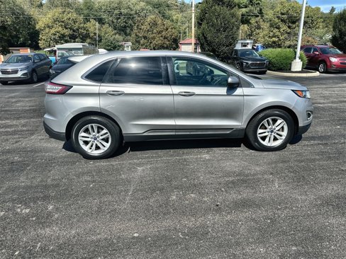 Used 2015 Ford Edge SEL image 9