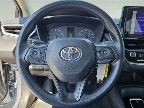 Used 2024 Toyota Corolla LE image 11