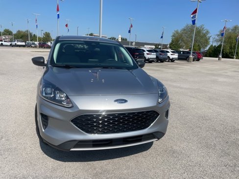 Used 2022 Ford Escape SE w/ Cold Weather Package image 3