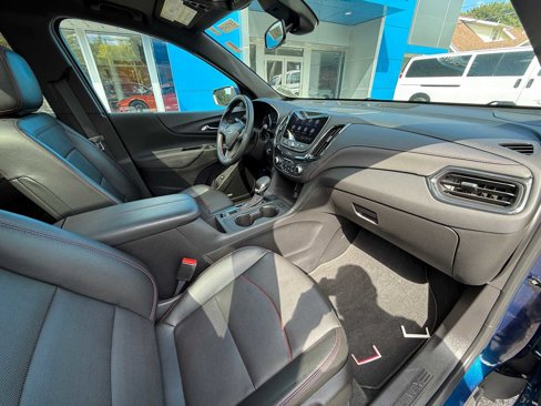 Used 2023 Chevrolet Equinox RS w/ RS Leather Package image 40