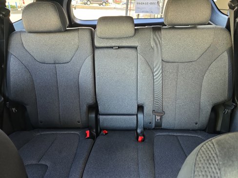 Used 2021 Hyundai Santa Fe SE image 29