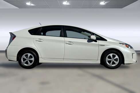 Used 2014 Toyota Prius Two image 2