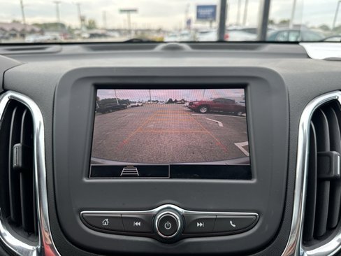 Used 2023 Chevrolet Equinox LT image 23