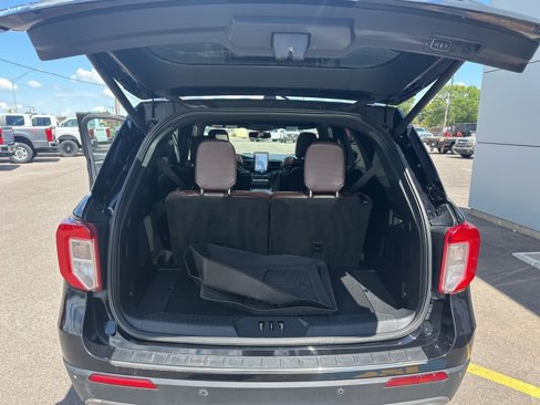 Used 2020 Ford Explorer Platinum w/ Premium Technology Package image 22