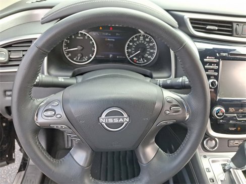 Used 2023 Nissan Murano SV w/ SV Midnight Edition Package image 19