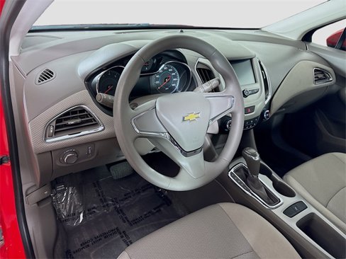 Used 2016 Chevrolet Cruze LS image 9