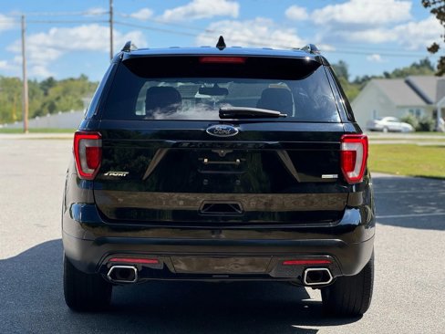 Used 2017 Ford Explorer Sport w/ Equipment Group 401A image 8