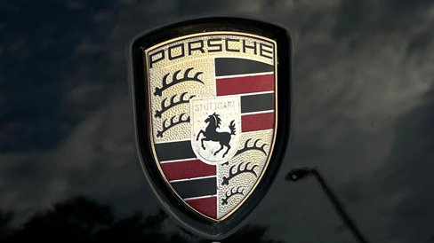 Used 2010 Porsche Cayenne image 48
