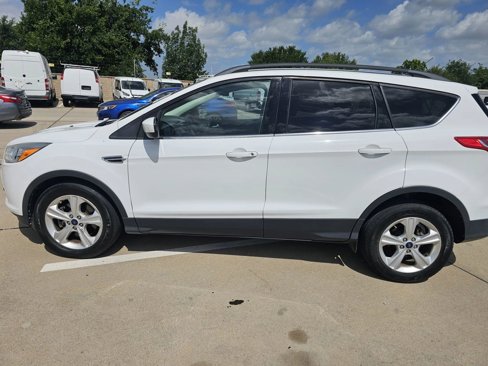 Used 2015 Ford Escape SE w/ Equipment Group 201A image 6