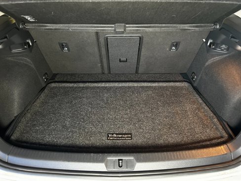 Used 2019 Volkswagen Golf S image 22
