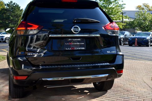 Used 2018 Nissan Rogue SL w/ Premium Package image 10