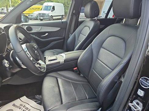 Certified 2022 Mercedes-Benz GLC 300 image 17