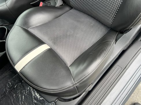 Used 2018 FIAT 500 e w/ Esport Package image 18