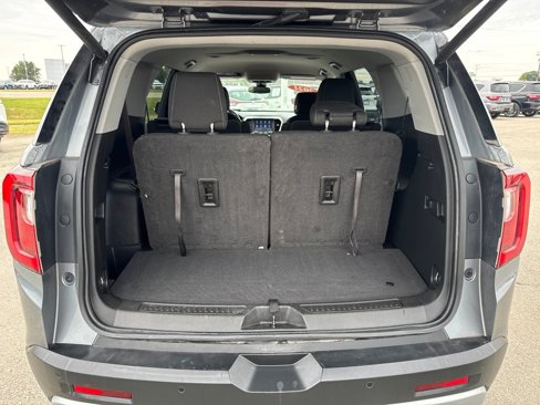 Used 2021 GMC Acadia SLE w/ Driver Convenience Package image 5