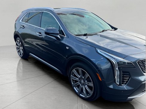 Used 2019 Cadillac XT4 Premium Luxury image 1
