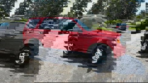 Used 2010 Ford Escape XLT image 9