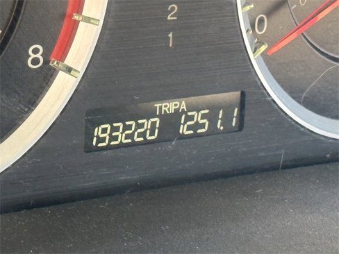 Used 2010 Honda Accord LX-P image 9