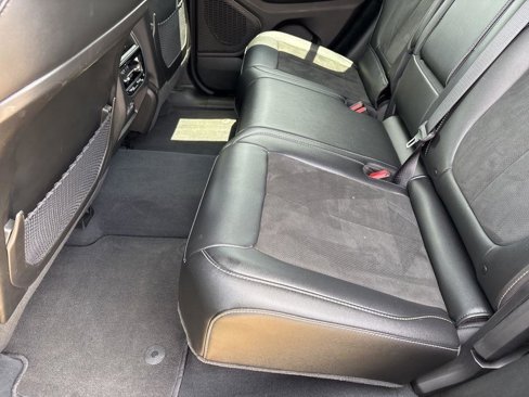 Used 2023 Jeep Grand Cherokee Altitude image 17