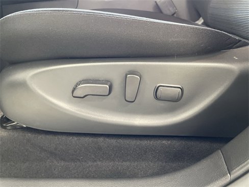Certified 2024 Nissan Leaf SV Plus image 20