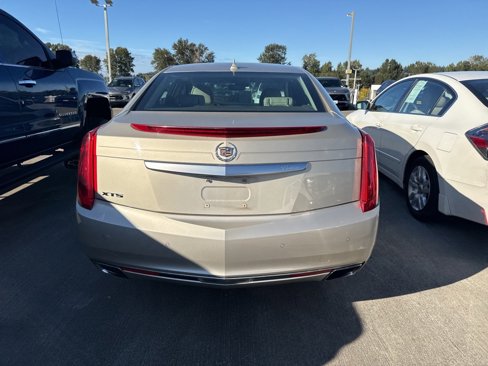 Used 2013 Cadillac XTS Luxury w/ Driver Awareness Package image 8