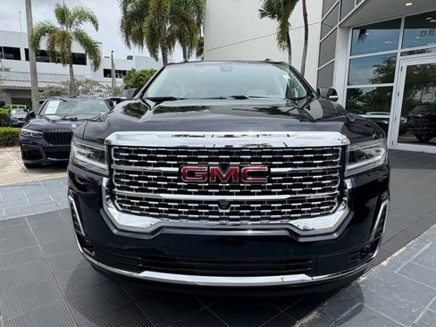 Used 2022 GMC Acadia Denali w/ Denali Ultimate Package image 16