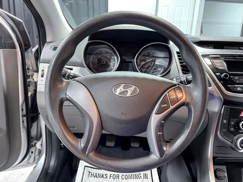 Used 2016 Hyundai Elantra SE image 19