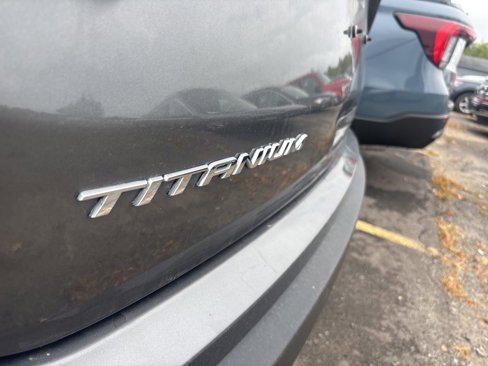 Used 2023 Ford Edge Titanium image 6