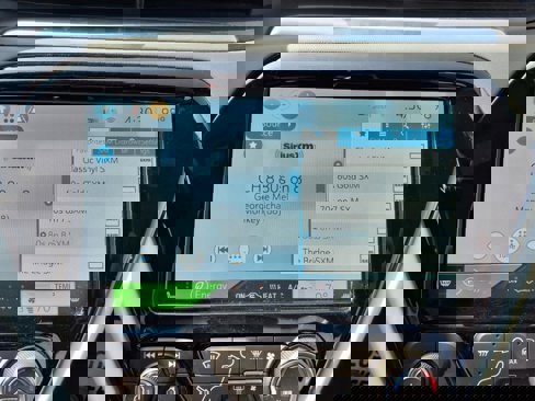 Certified 2020 Chevrolet Bolt Premier w/ Infotainment Package image 14