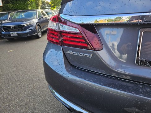 Used 2017 Honda Accord Sport Special Edition image 15