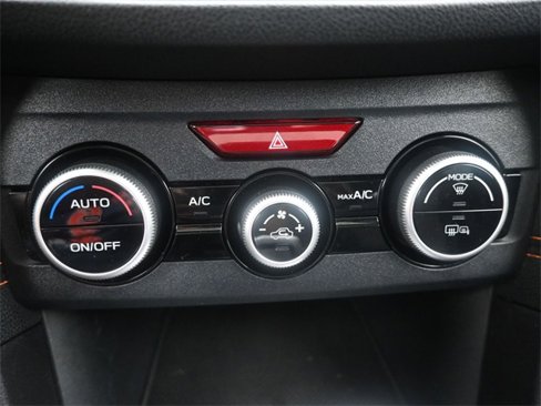 Used 2023 Subaru Crosstrek 2.0i Premium image 8