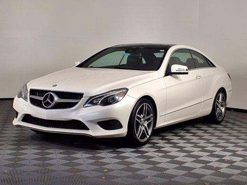 Used 2016 Mercedes-Benz E 400 Coupe w/ Premium 2 Package image 3