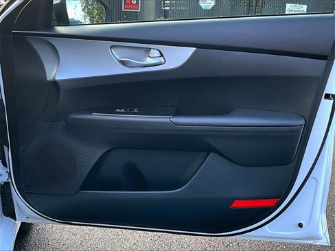 Used 2023 Kia Forte LXS image 19