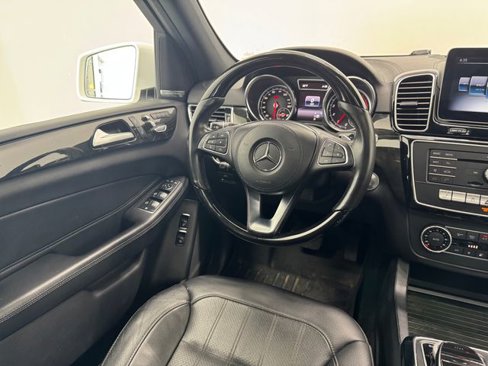 Used 2018 Mercedes-Benz GLS 450 4MATIC image 43