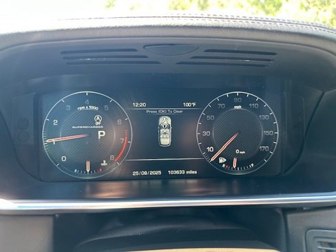 Used 2015 Land Rover Range Rover Supercharged image 17