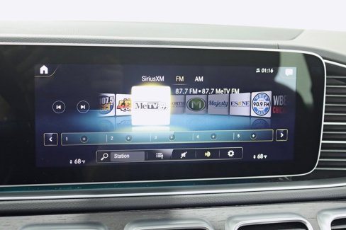 Used 2021 Mercedes-Benz GLS 450 4MATIC image 25