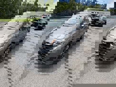 New 2025 Nissan Versa SV w/ Trunk Package image 1