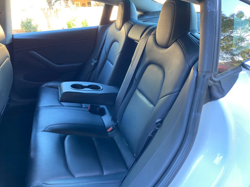 Used 2018 Tesla Model 3 Long Range image 36