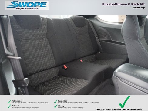 Used 2013 Hyundai Genesis 2.0T image 9