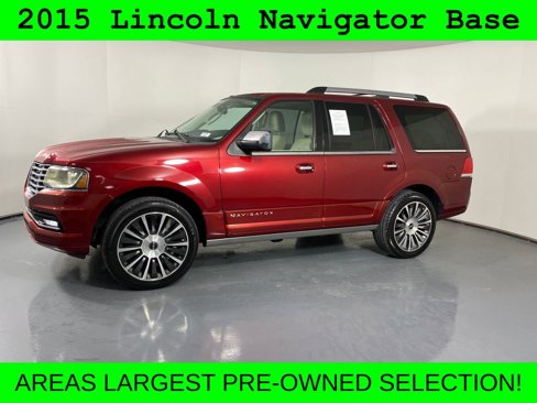 Used 2015 Lincoln Navigator 2WD w/ Equipment Group 101A Reserve image 3