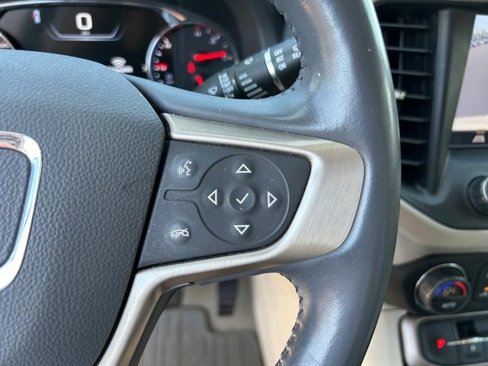 Used 2022 GMC Acadia Denali w/ Trailering Package image 18