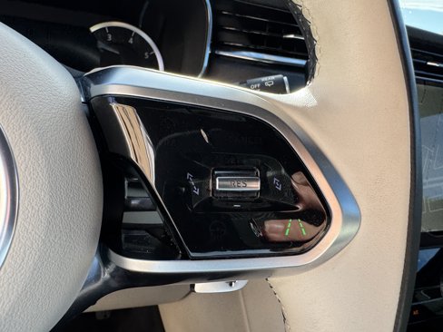 Used 2023 Jaguar F-PACE S image 30