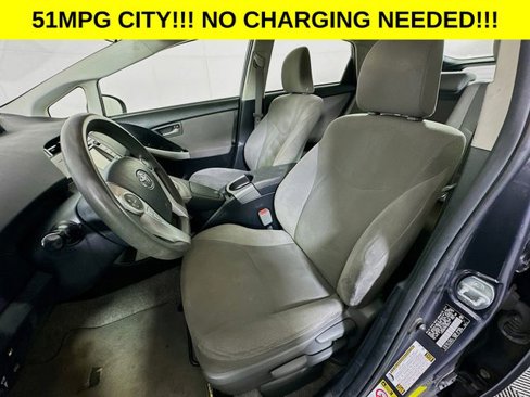 Used 2014 Toyota Prius Plug-In Hybrid image 19