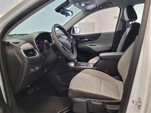 Used 2022 Chevrolet Equinox LS image 5